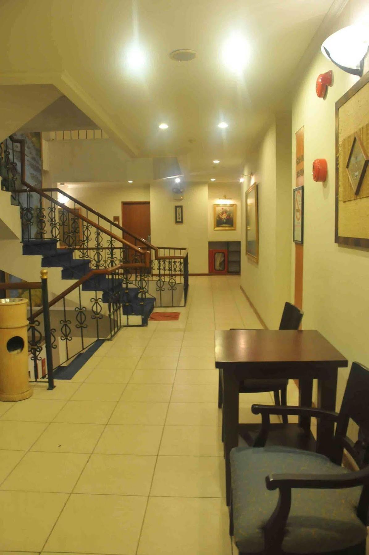 Losari Blok M Hotel Jakarta Exterior photo